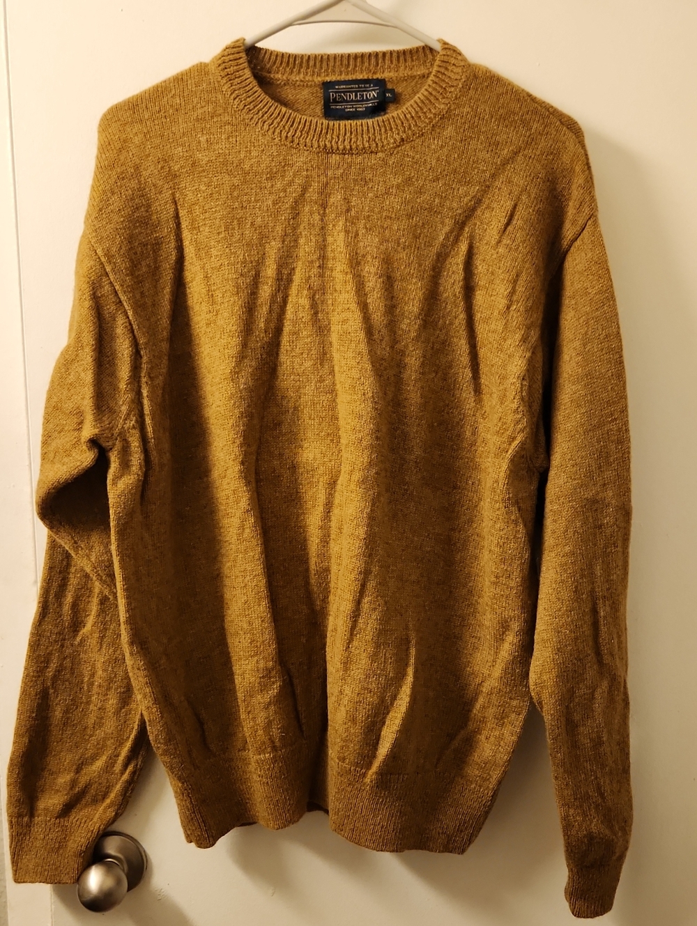Pendleton Men's Golden Mustard Crewneck Sweater XL
